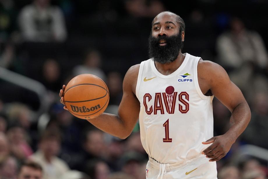 [图]哈登27+5+6莫布利27+15 骑士胜雄鹿